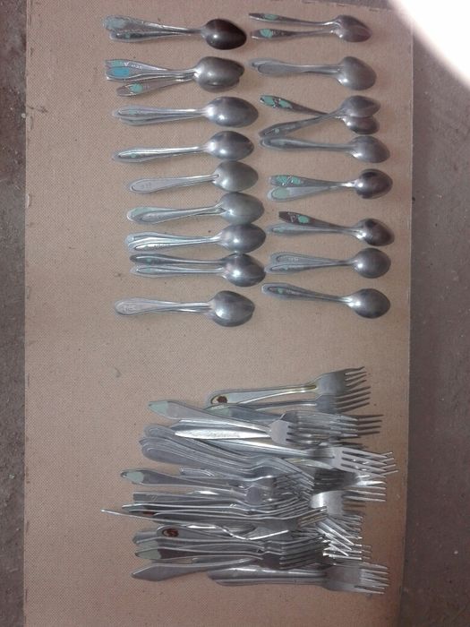 Продам ложки и вилки