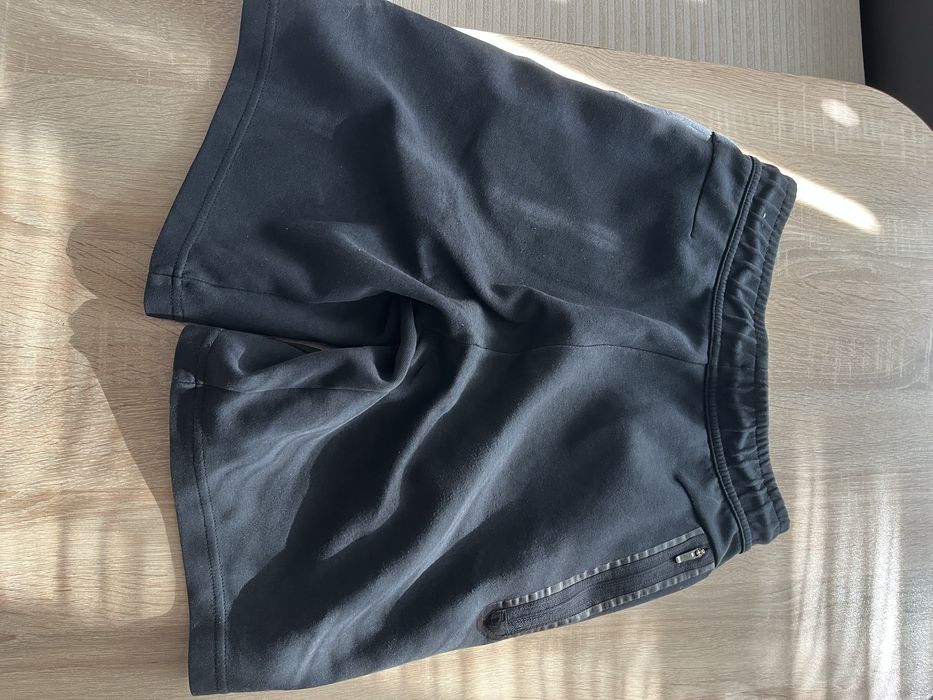 Nike tech fleece къси панталони