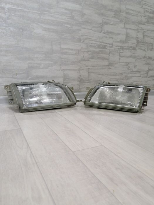 Фары тойота карина е