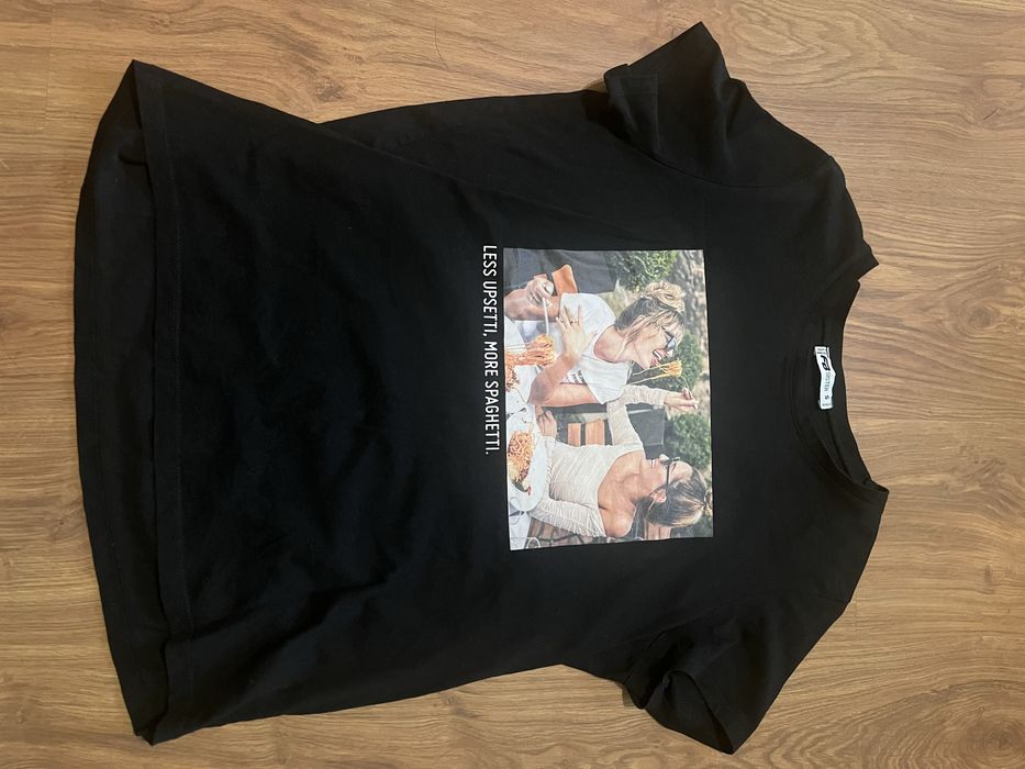 Дамски тениски /цената е за двете/