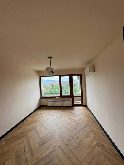 Продава се Двустаен апартамент в София, Център - 60 кв.м за 4000 €/кв.м - Снимка #5