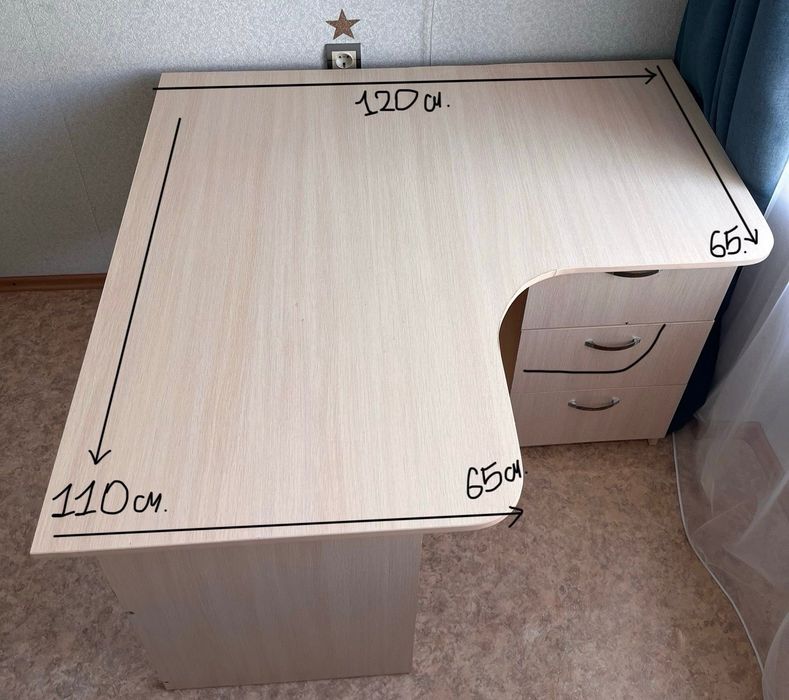 Продаю письменный стол, б/у