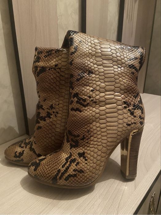 Натуралка сапоги! 36 размер.