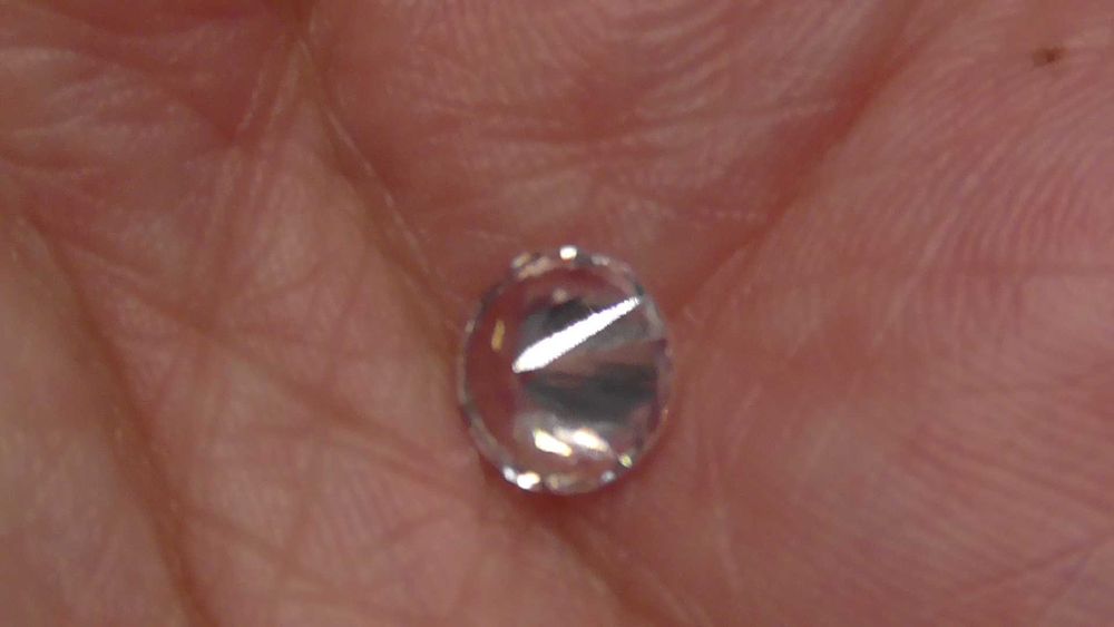 Продам Бeлый Бриллиаnт