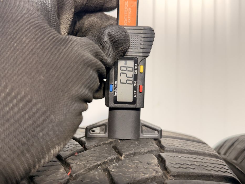 235/55/18 зимни гуми BRIDGESTONE BLIZZAK LM005