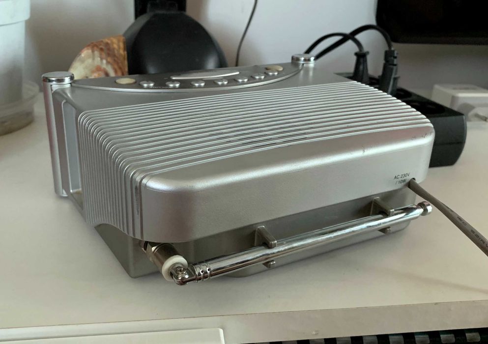 Radio DAB Roberts CRD-9 Gemini 9 DAB si FM cu RDS