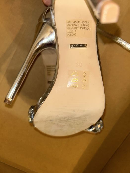 Carvela Kurt Geiger токчета сандали