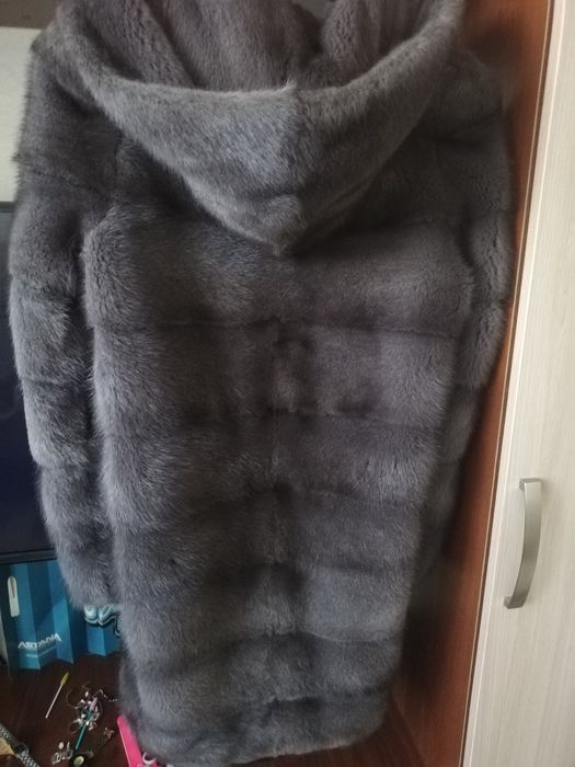 Продам норковую шубу