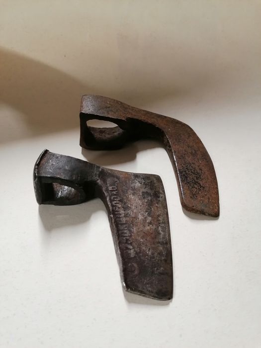 Брадви 4 бр. - стари