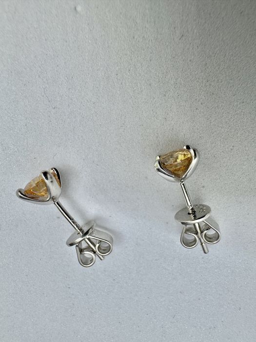 Сребърни обеци с мойсанит (Диамант) 1 карат