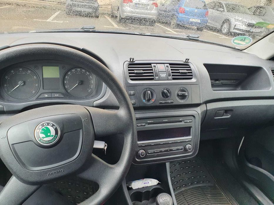 Skoda  2011 Benzina+GPL,  vânzare sau schimb cu volan dreapta dreapta