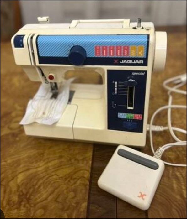 Швейная машинка Ягуар мини Япония
