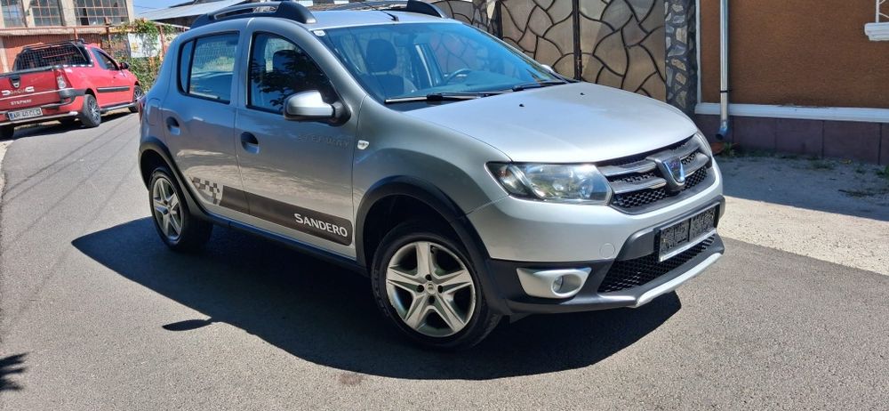 Dacia Sandero Stepway 0.9 tce  an 2014 ac recent adusa