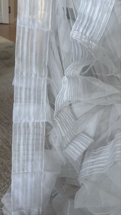 Продаю тюль в хорошем состояний
