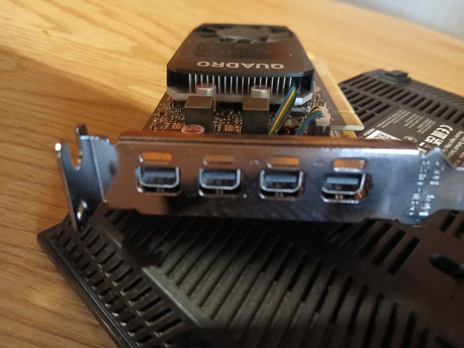 Placa video Nvidia quatro p620