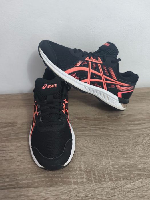 Incaltaminte Asics Gel 39,5 (25cm)