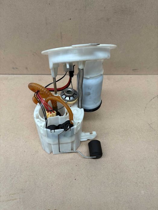 Помпа резервоар / Горивна помпа / БМВ М2 Ф87 М3 Ф80 М4 Ф82