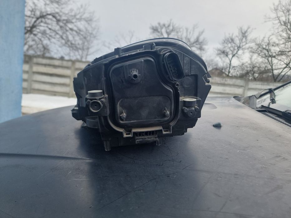 Far dreapta porsche macan matrix full led cod 95B941016F