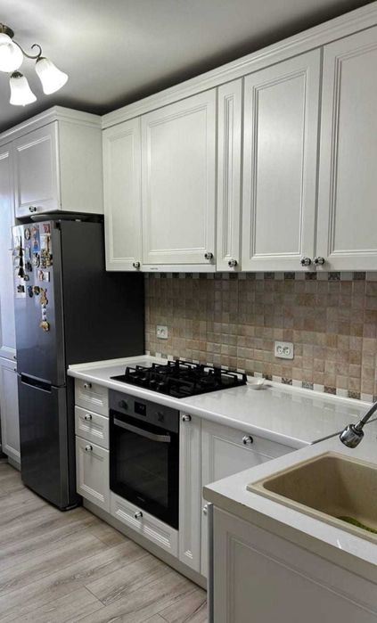 продам 3 х комнатную квартиру