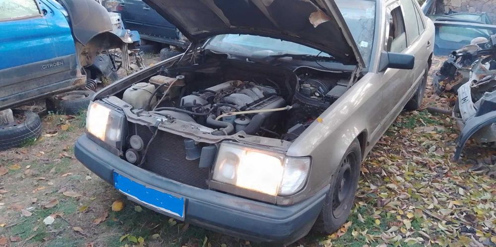 На части Мерцедес 124 250Д