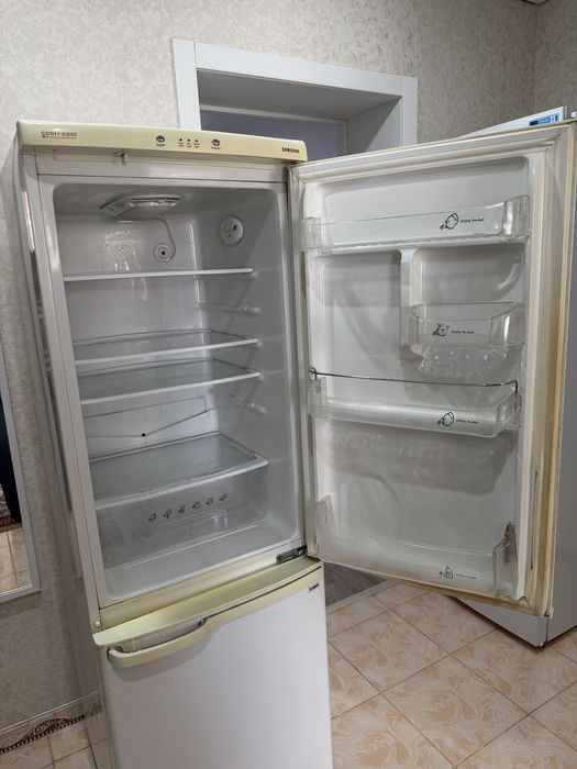 Холодильник самсунг