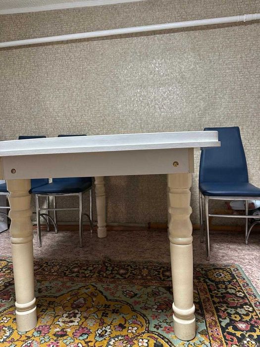 Кухонные стулья 8 штук