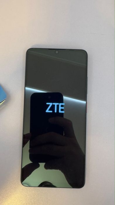ZTE Blade A36 телефон