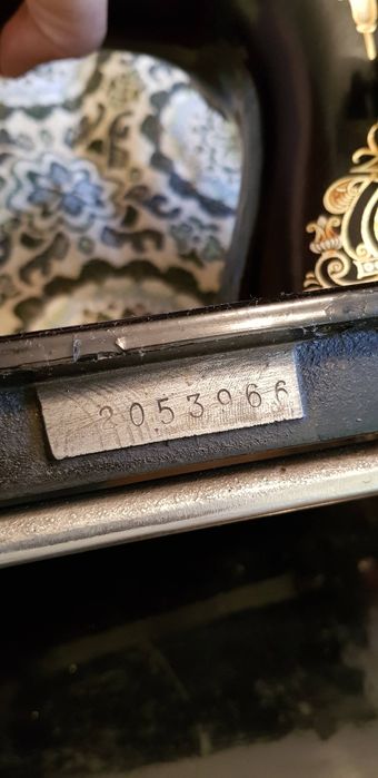 Ръчна шевна машина Britannia