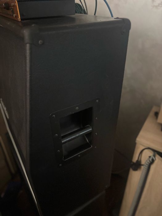 cabinet chitara celestion v30 harley benton 4x12
