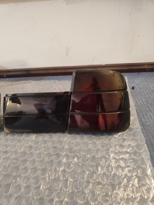 Задние фонари на е34