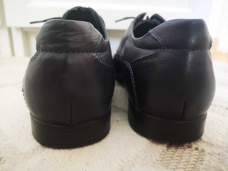 Елегантни нови обувки от естествена кожа 43-ти номер