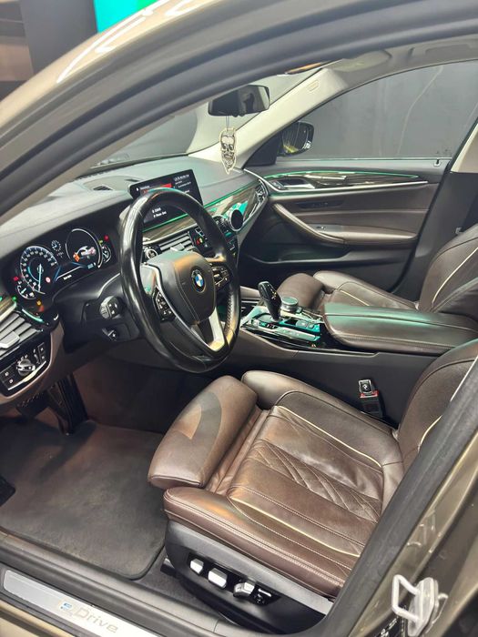 BMW Seria 5 G30 530E 2017 Super Dotat