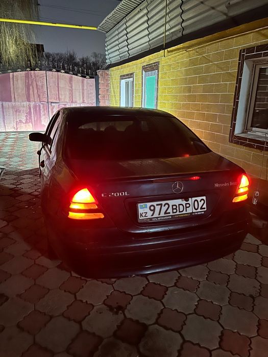 Mercedes Benz c220