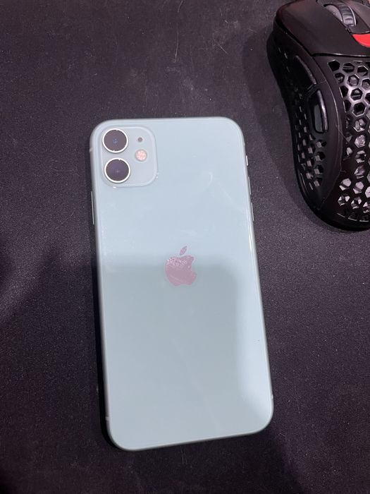 iPhone 11 - 128 GB