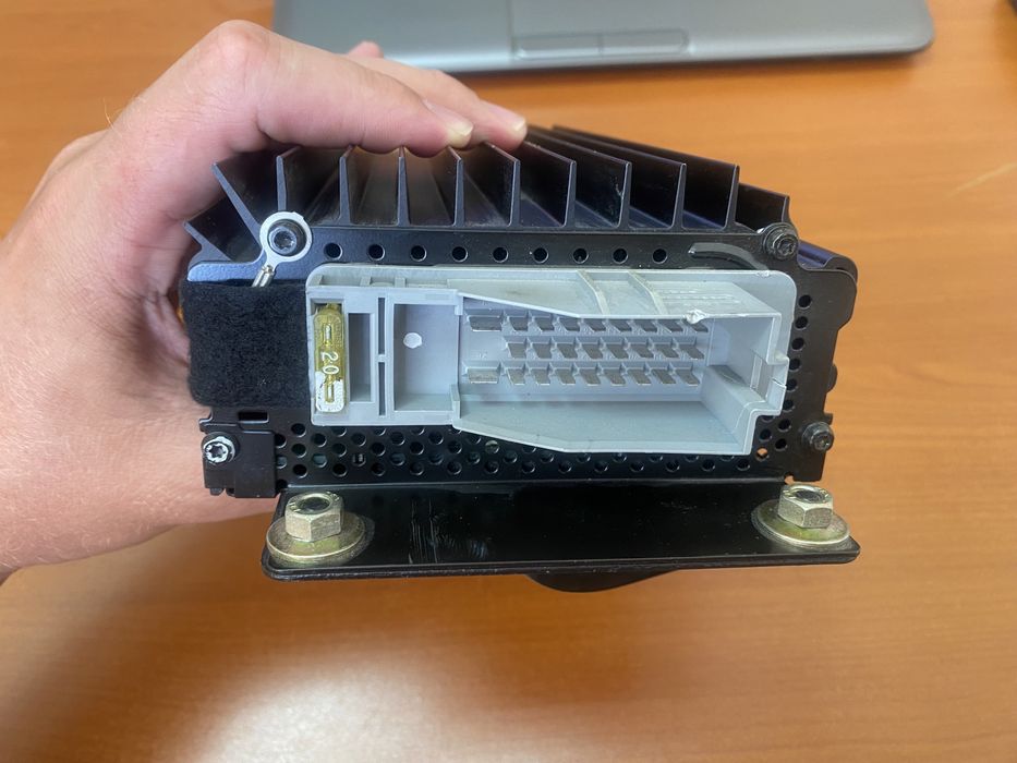 Усилитель BOSE Mercedes Benz