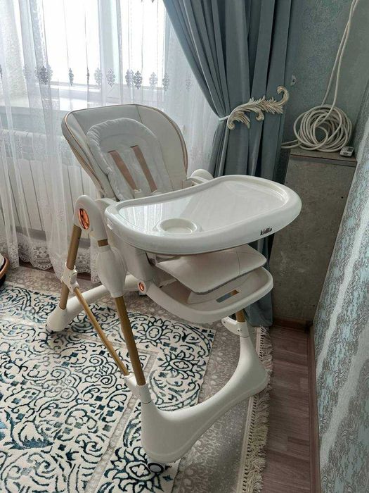 Продается стульчик для кормления Kidilo