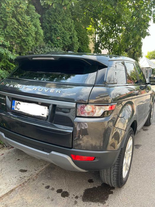 Range Rover Evoque 2.2 TD4 150CP 4x4 Manual • Piele Crem • Meridian