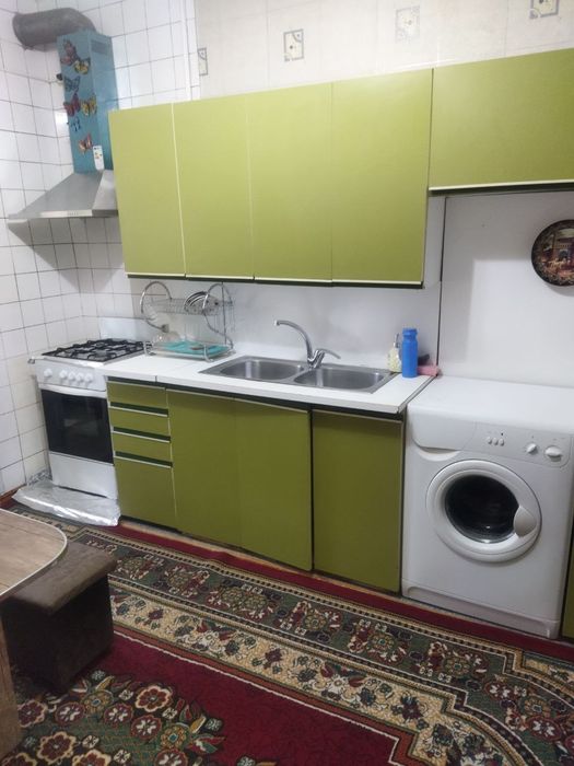 квартиру в аренду.