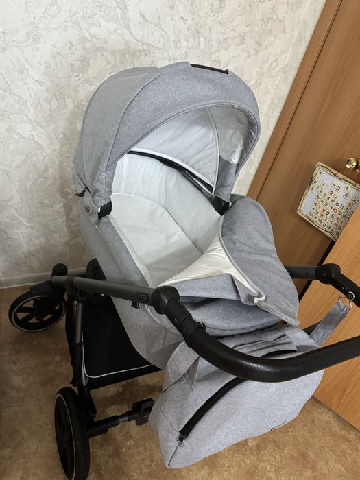 Продам коляску ,Польская