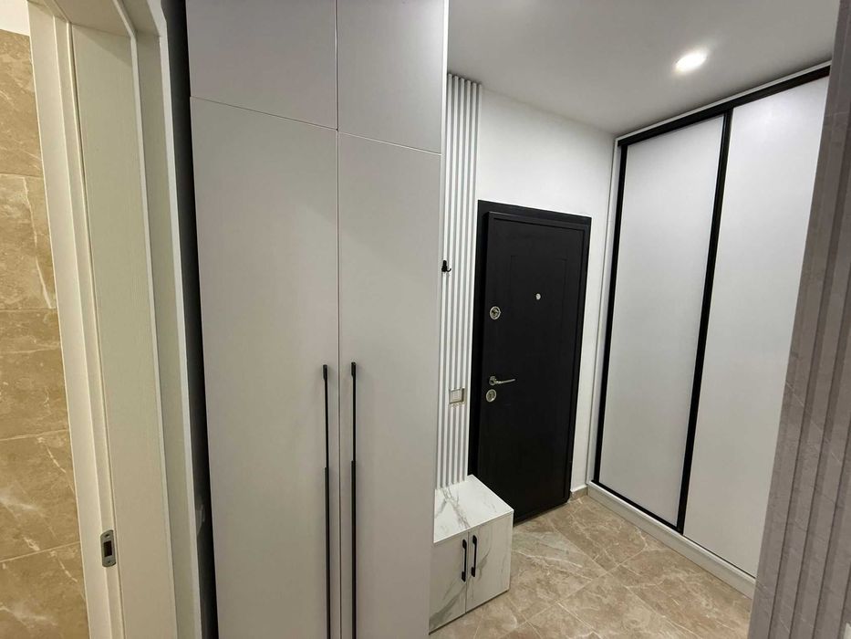 Studio premium de inchiriat in Chiajna Ilfov, complet renovat, mobilat modern, bucatarie utilata, finisaje de lux, gata de mutare