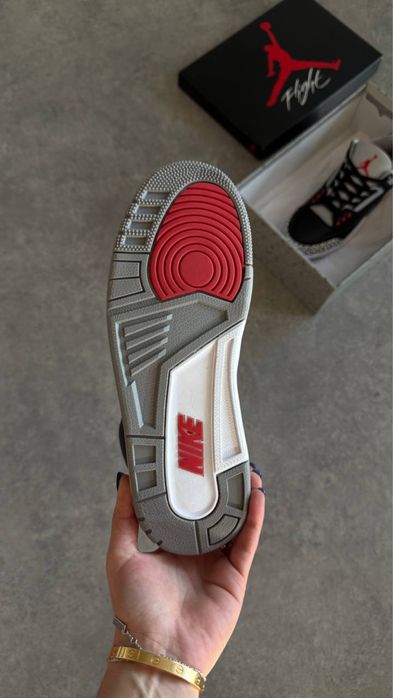 Air Jordan 3 Retro “Cement”