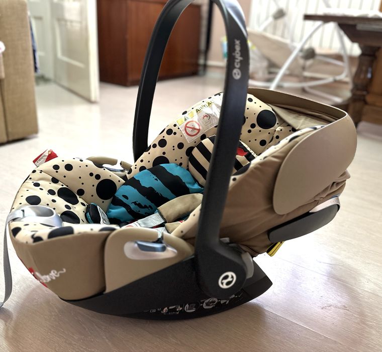 Стол за кола Cybex Cloud Z i-size Karolina Kurkova Fashion Collection