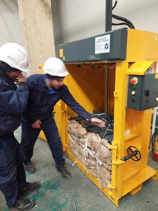 Presa de balotat deseuri s-h