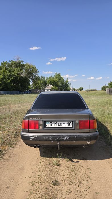 Срочно продам ауди 100 с4. 2.8