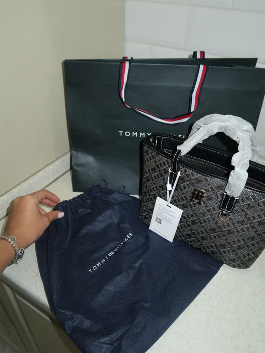 Сумка Tommy Hilfiger