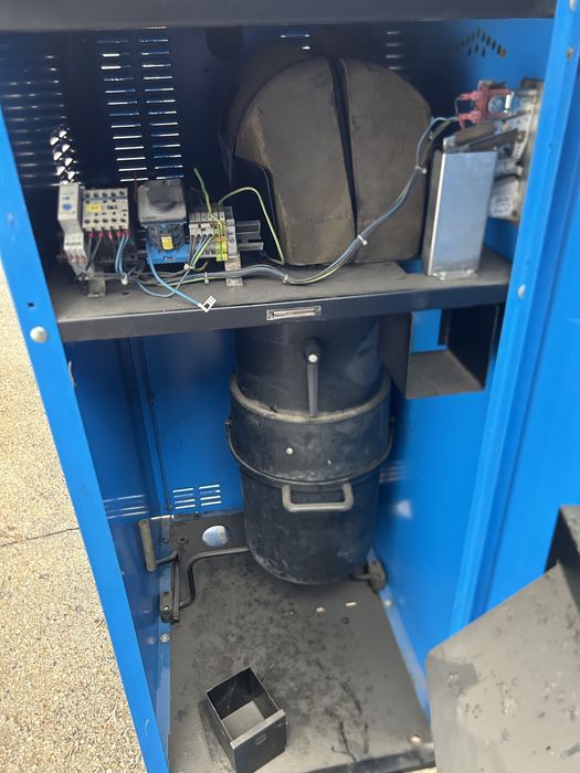 Прахосмукачка за самообслужваща автомивка