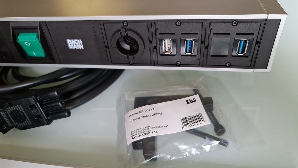Prelungitor Bachmann Desk2 cu usb