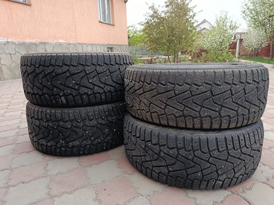 Продам Резину комплект