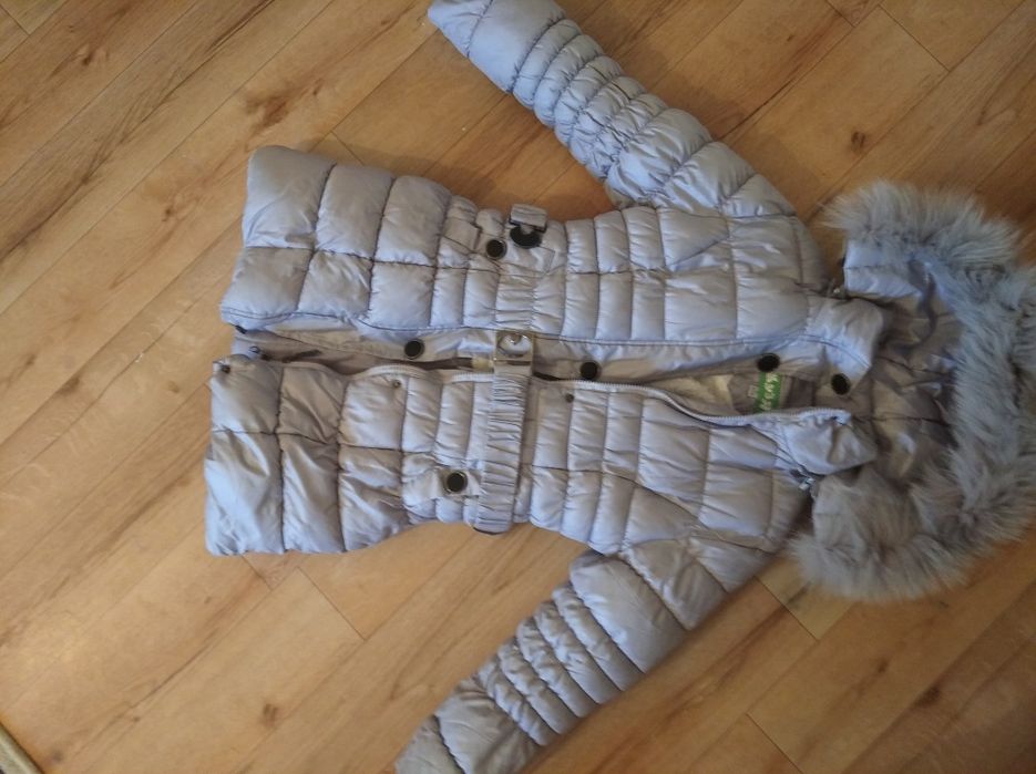 Зимняя куртка для девочки