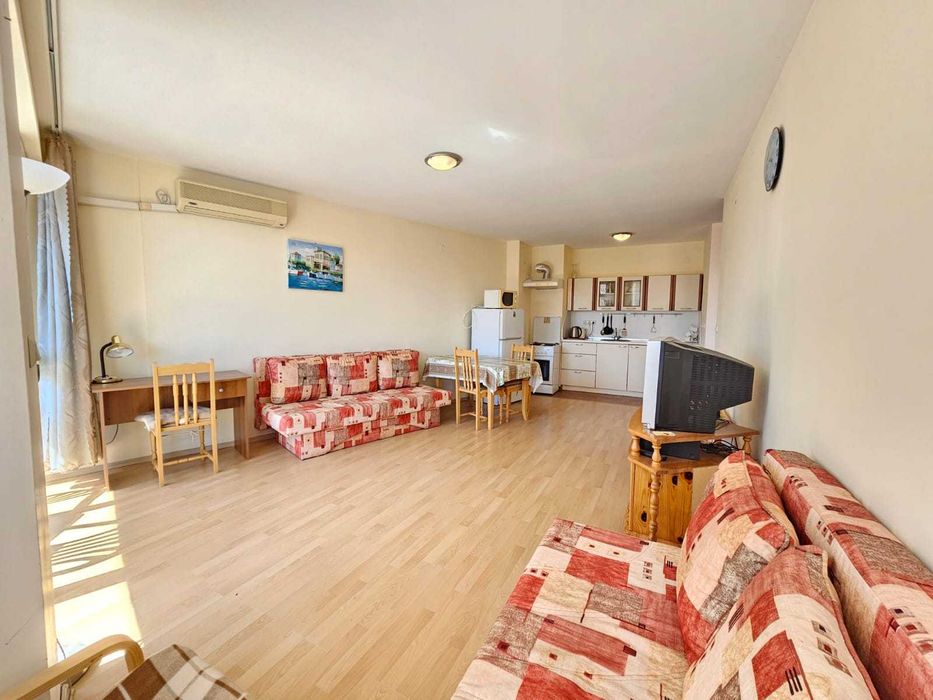 Продава се Двустаен апартамент в к.к. Елените - 78 кв.м за 608 €/кв.м - Снимка #1